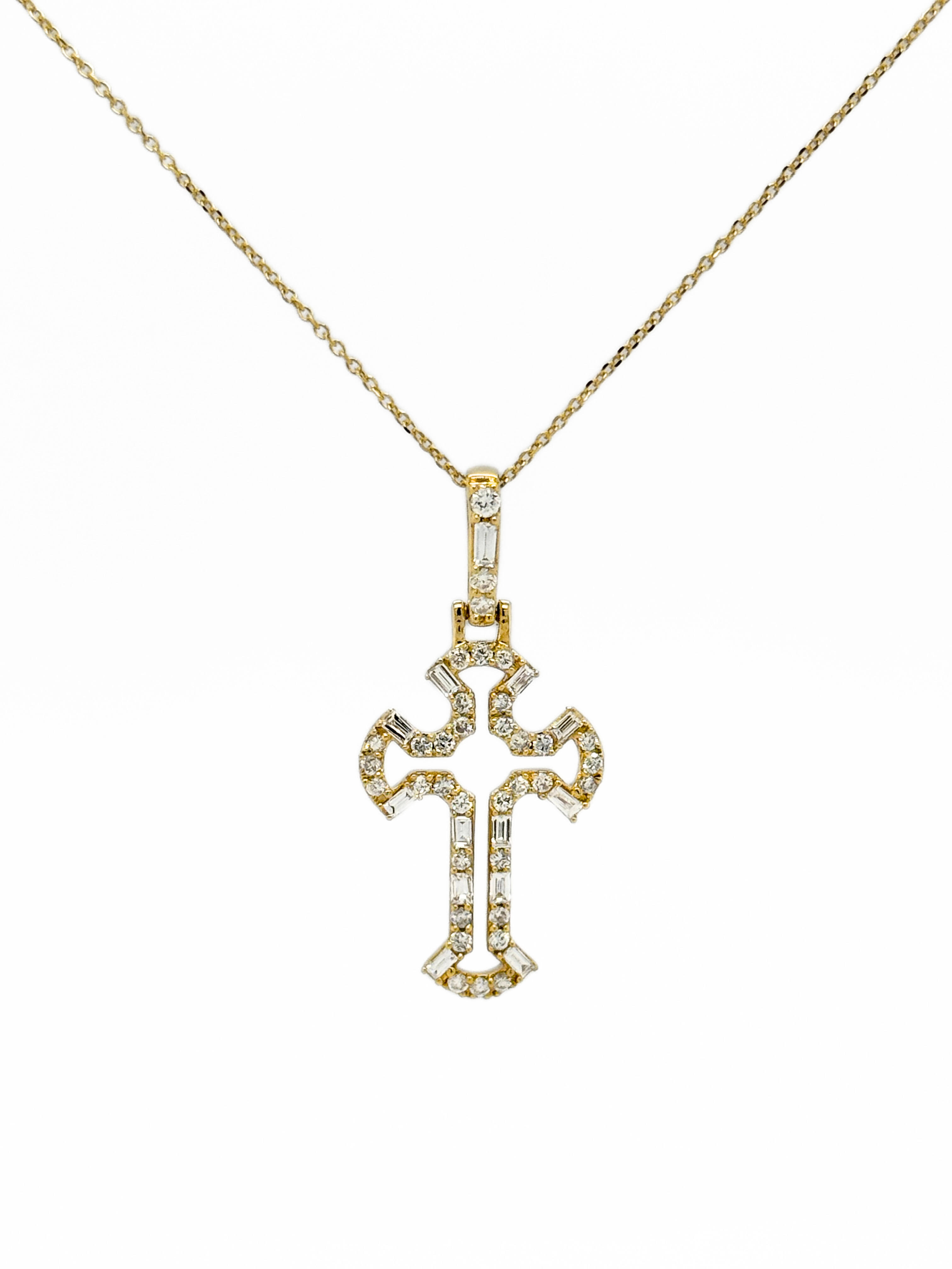 CROSS PENDANT W/CHAIN-416410